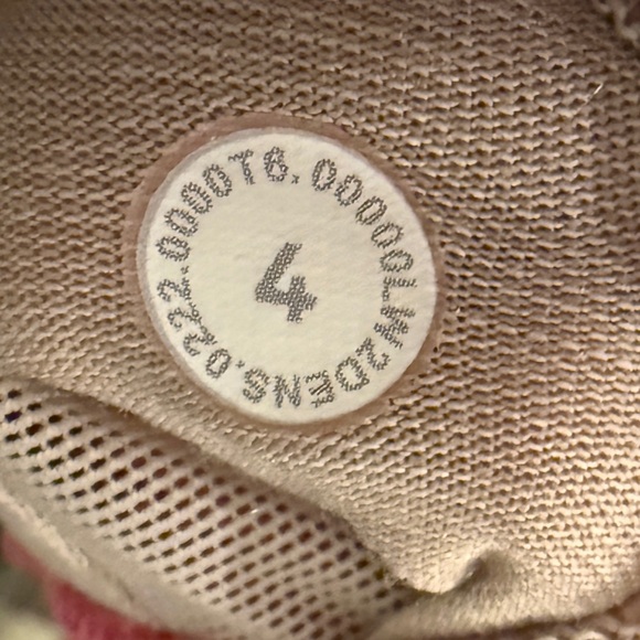 Lululemon Athletica  Energy. Bra in Regal Plum - Low Impact / Light Support -  4 - Picture 6 of 7